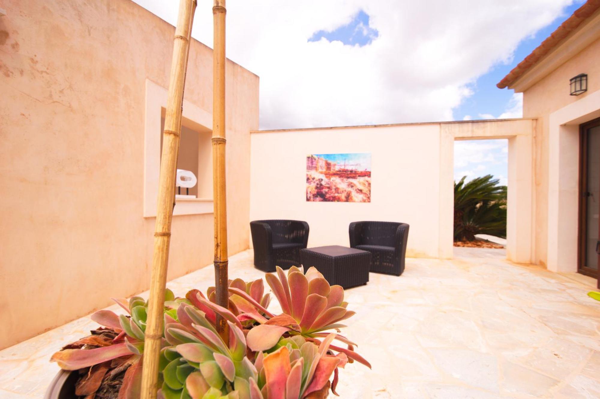 New, Premium Mit Starlight-pool! South-east Coast, Cala D Or Villa